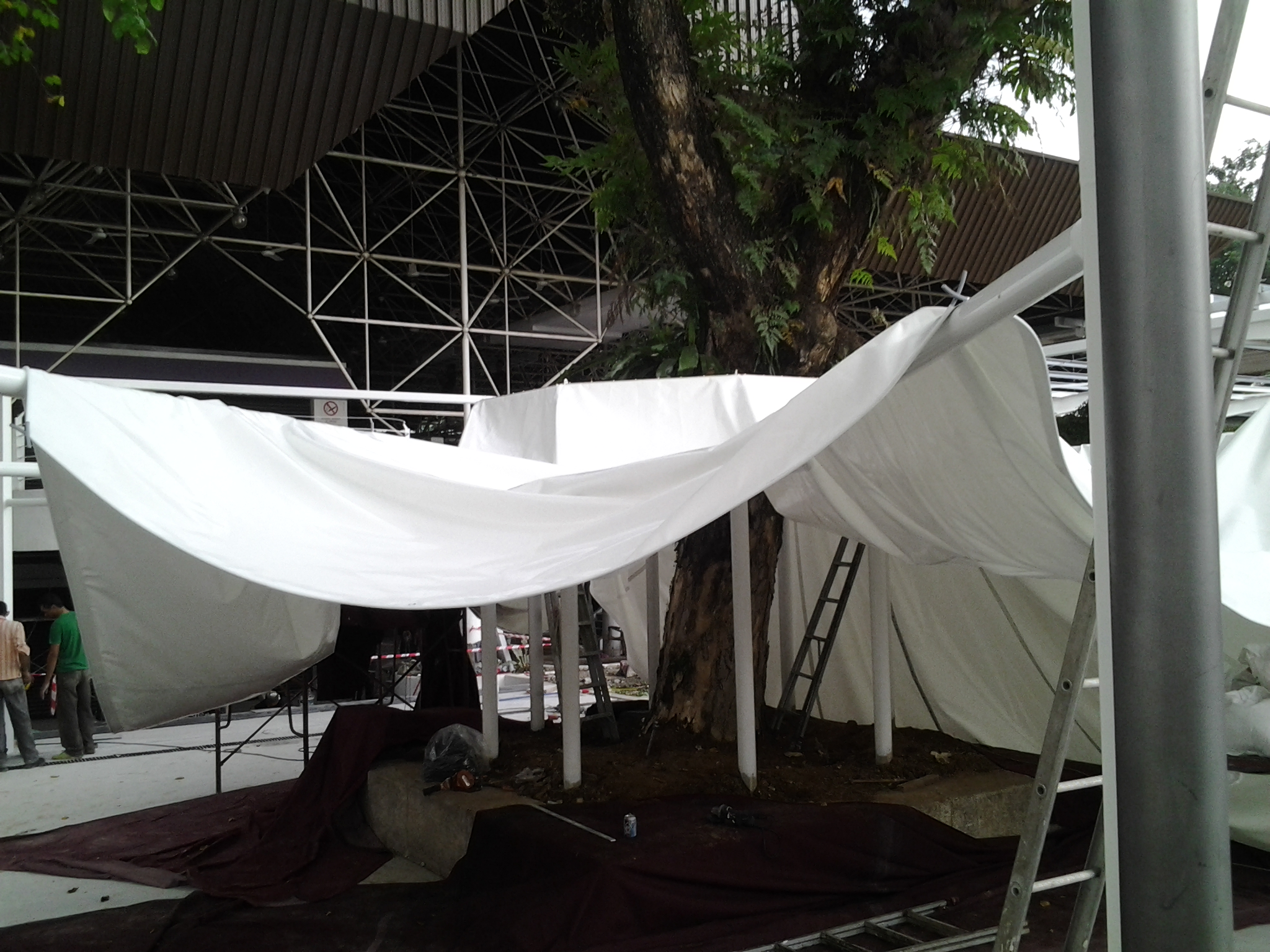 Tensile fabric structure for a relaxing break at Laman Menara Maybank food court, Kuala Lumpur