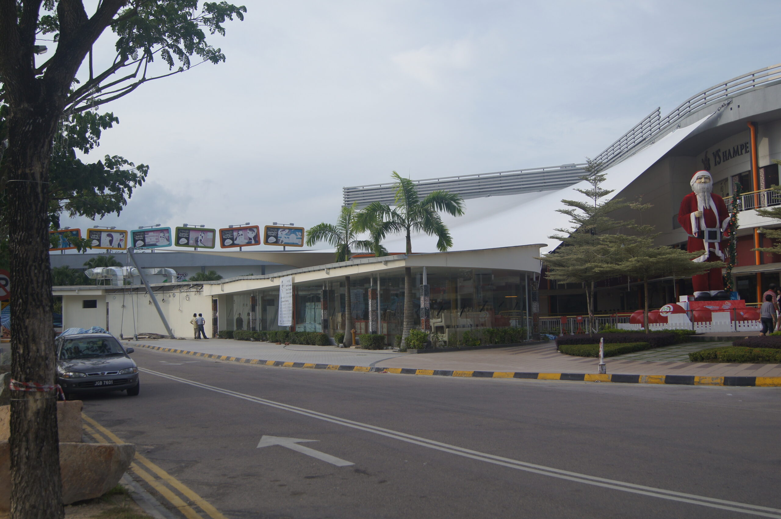 Tensile fabric structure at Sutera Mall, Skudai, Johor