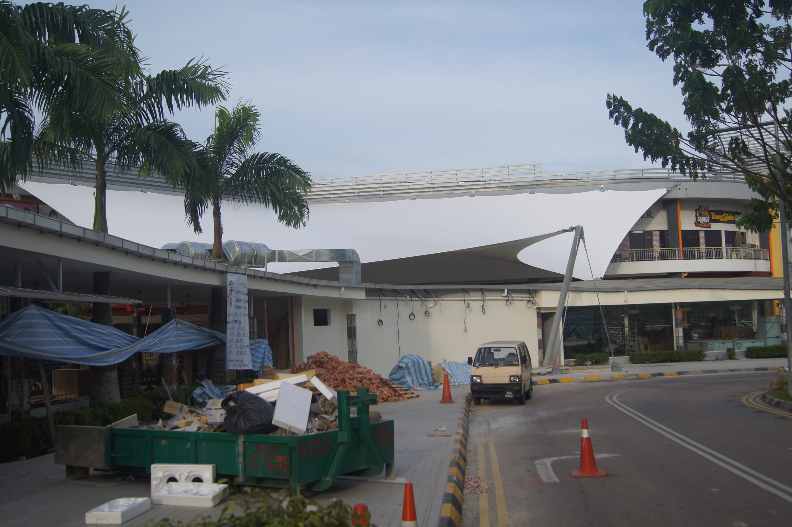 Tension fabric structure at Sutera Mall, Skudai, Johor